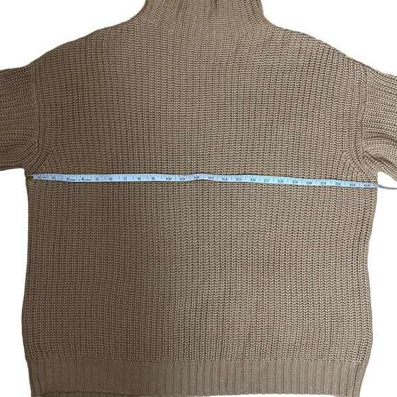 American Eagle Cable Knit Sweater Women's XS/S Tan Drop Sleeve Oversized Knit - Picture 6 of 9